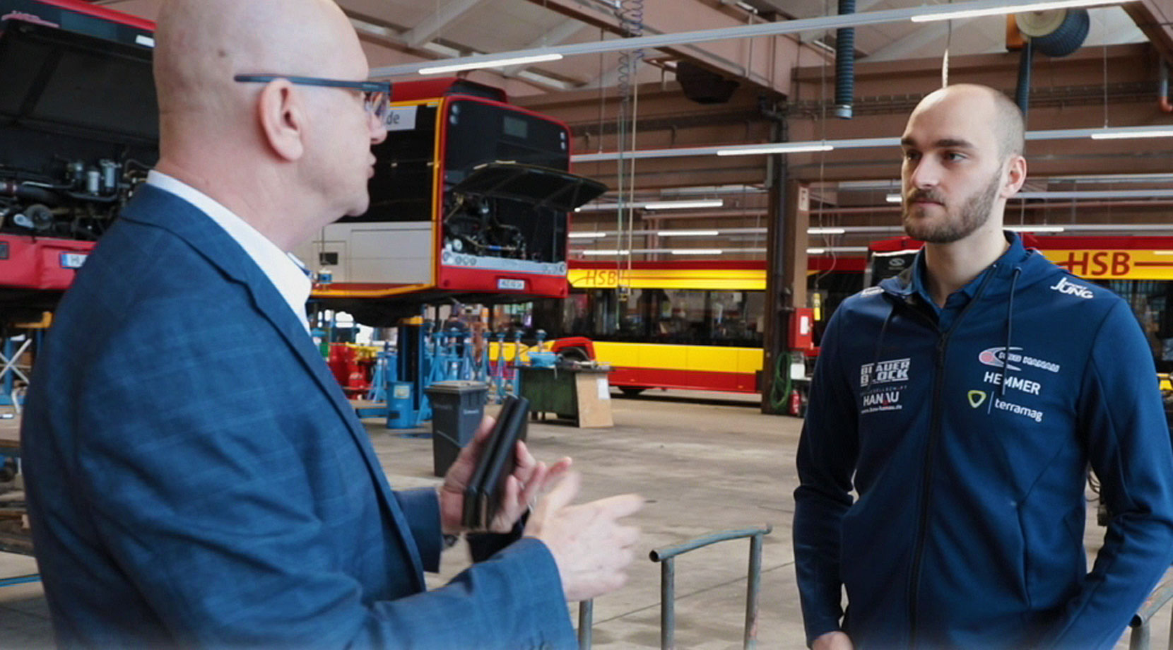 Hanauer Straßenbahn GmbH will Partnerschaft mit der HSG Hanau fortsetzen